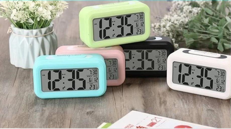 Bàn liền kệ học sinh