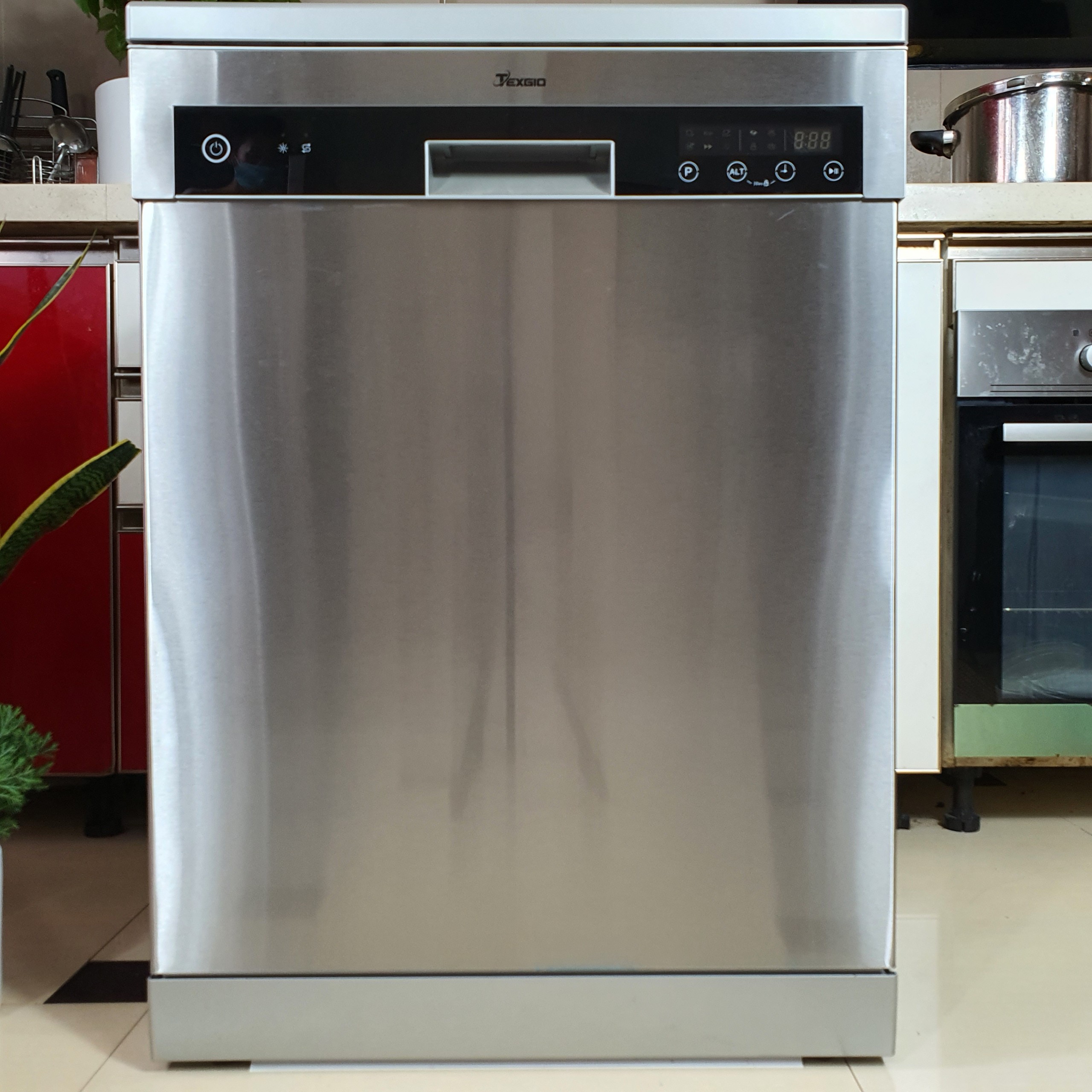 MÁY RỬA BÁT TEXGIO TG-W60F966