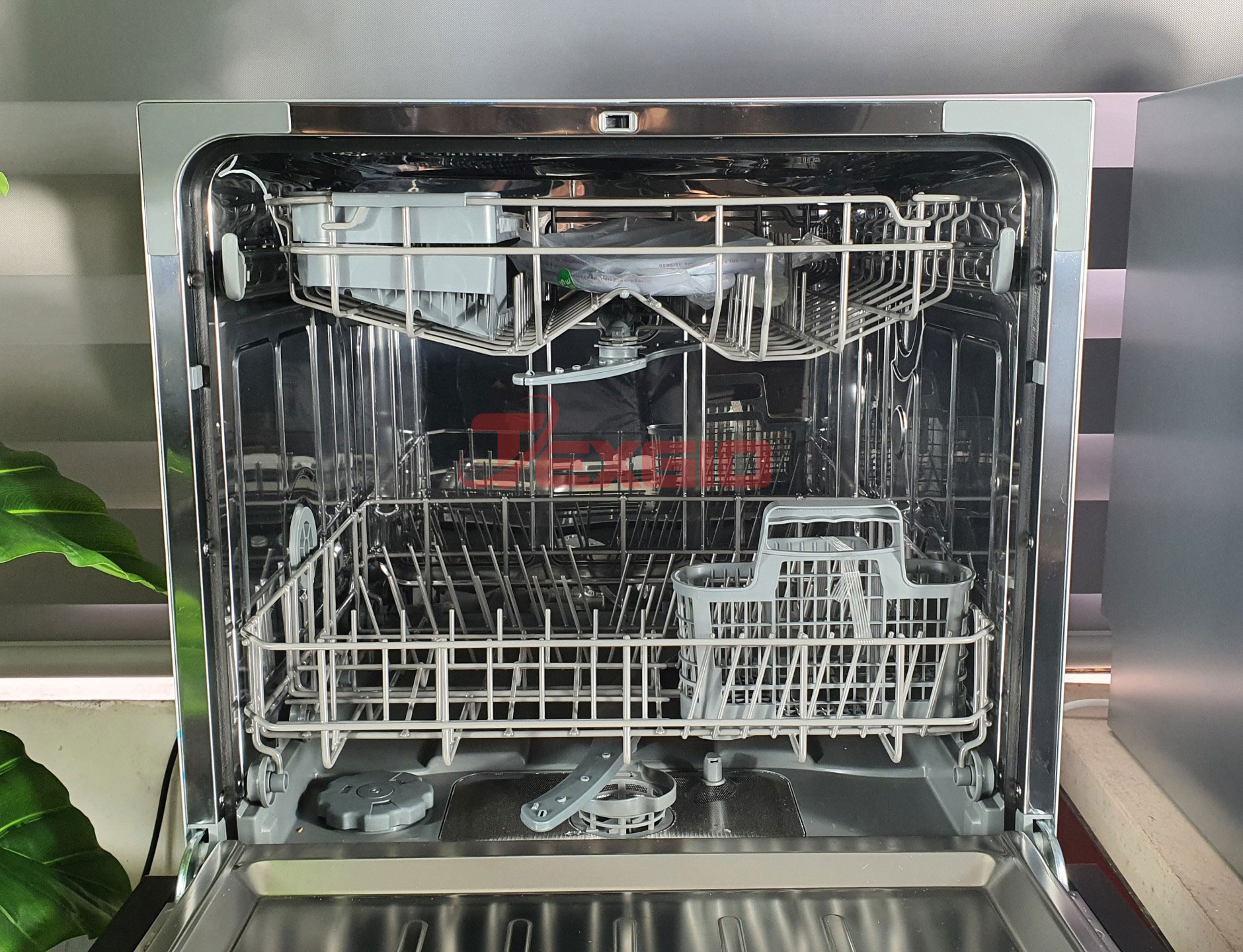 Máy Rửa Chén Texgio H595DT08B