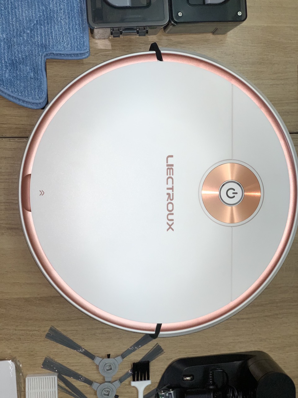 ROBOT HÚT BỤI LIECTROUX T6S