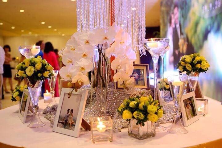 bộ 5 khung hình có kính để bàn