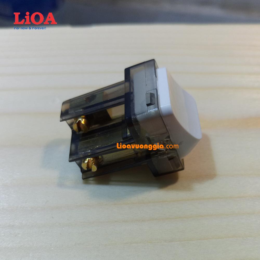 Hạt công tắc vuông 1 chiều 10A LiOA LVE18S12M