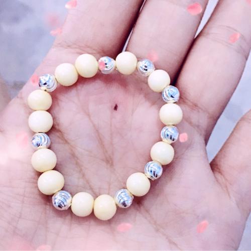 vòng dâu tằm 9 bi bạc cho bé gái