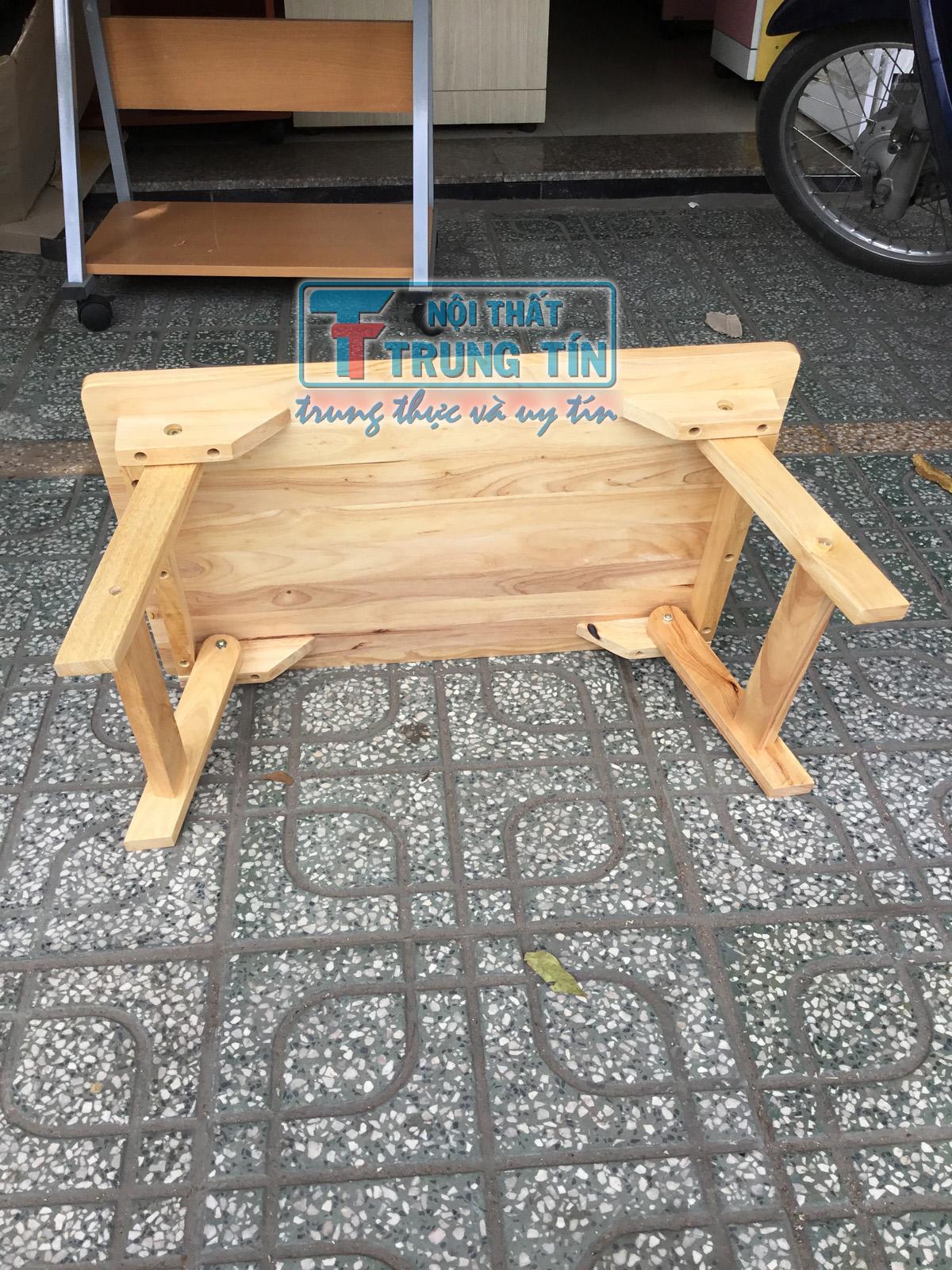 bàn xếp trẻ em gỗ cây 40*60 cm