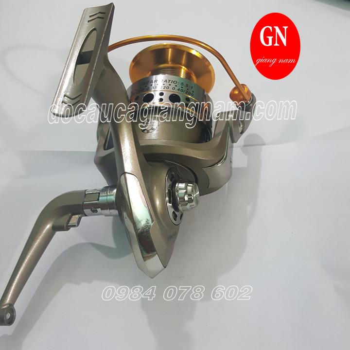 Máy câu cá Yumoshi LC 7000 có 12 bạc đạn cực chất ( đồ câu cá Giang nam )