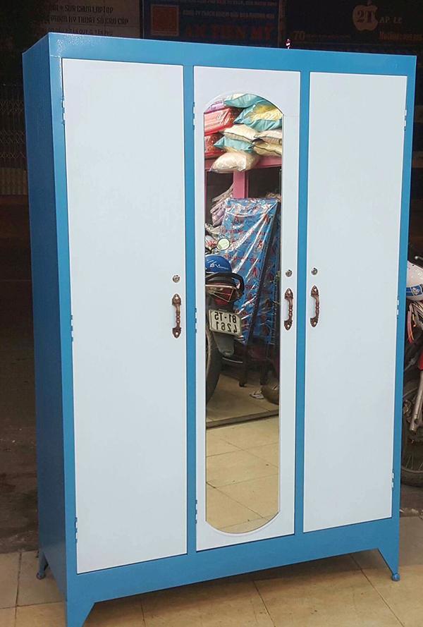 Tủ sắt đựng quần áo cửa ngang 1m2 cao 1m8 màu xanh dương trắng