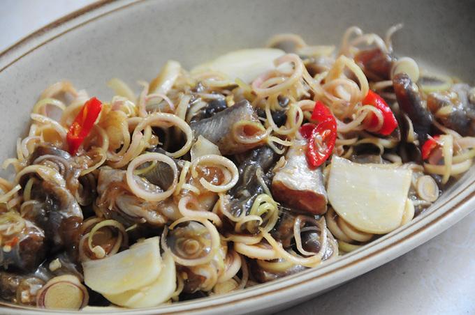 Combo 500g mắm cá linh 500g mắm cá lóc