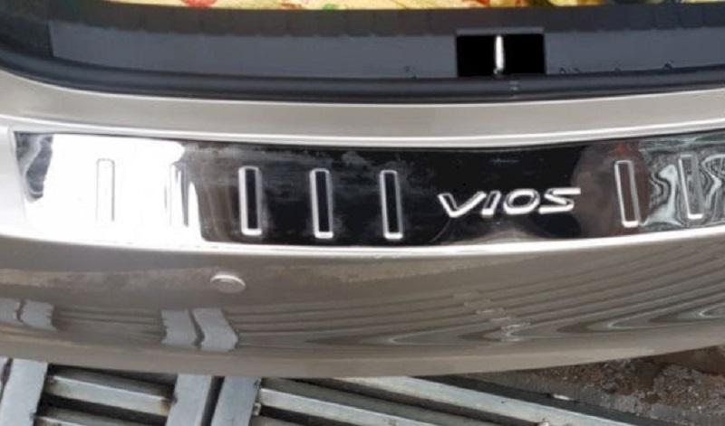Bậc cốp toyota vios 2014 – 2017