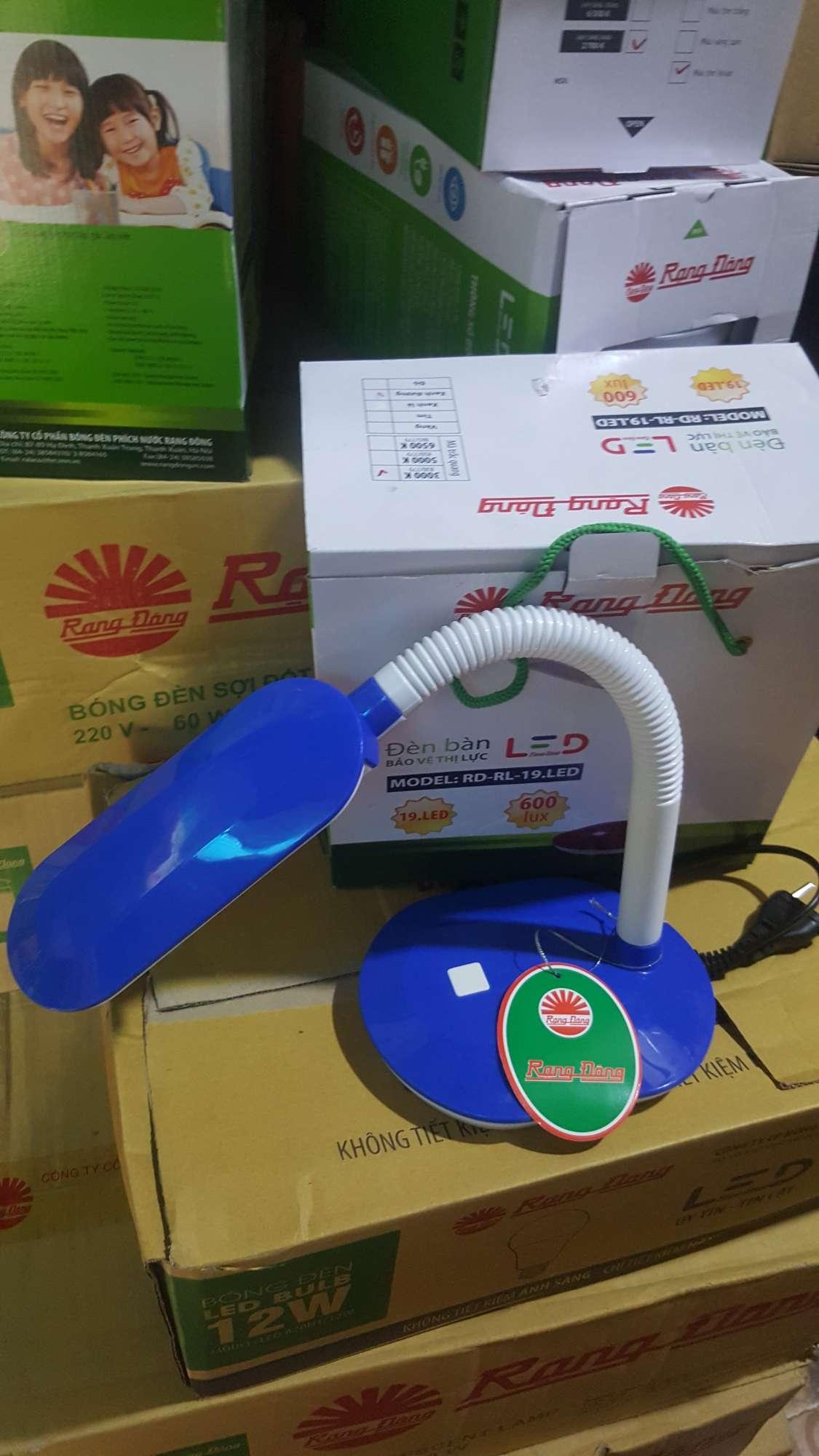 Đèn bàn LED bảo vệ thị lực  RD - RL 19LED