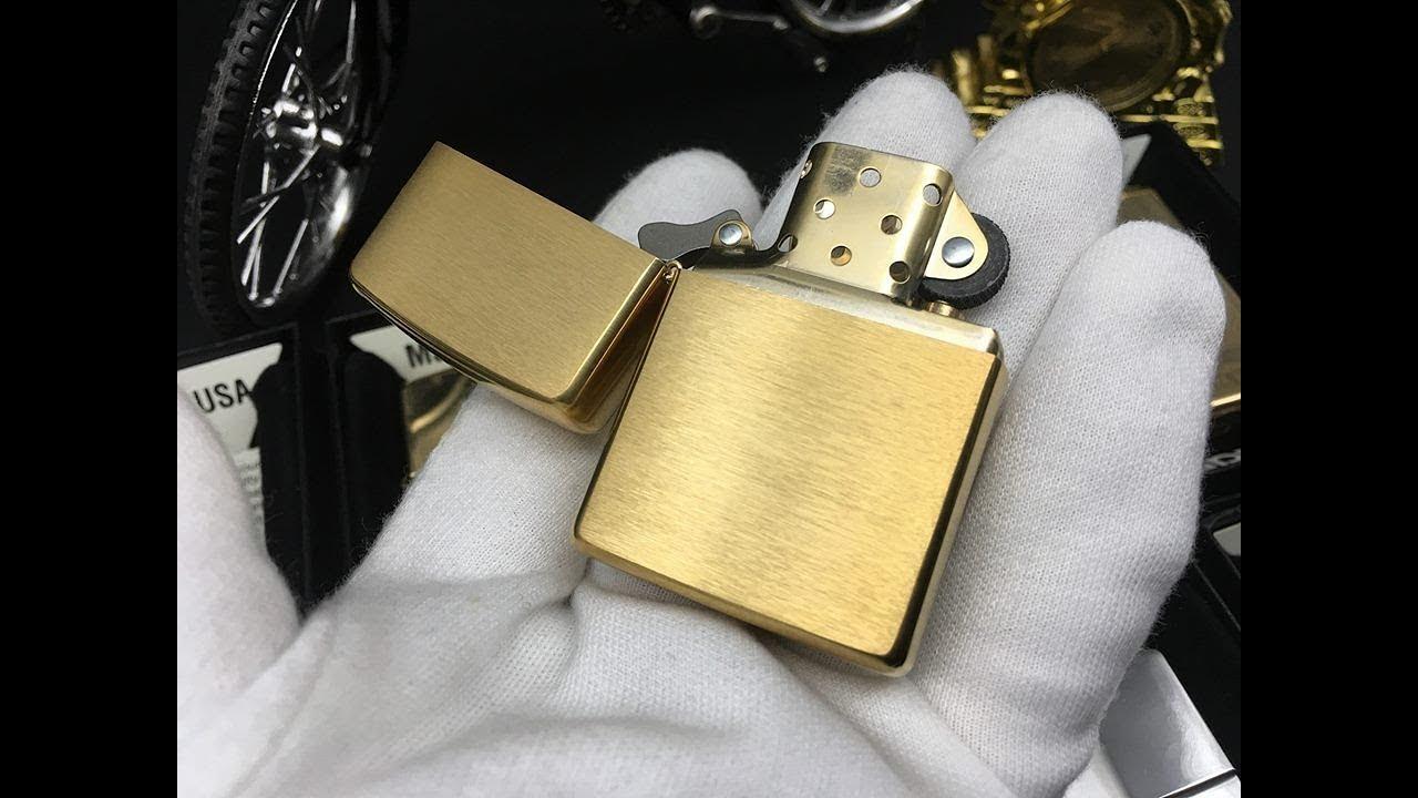 Bật lửa quẹt Zippo vàng đồng trơn bóng