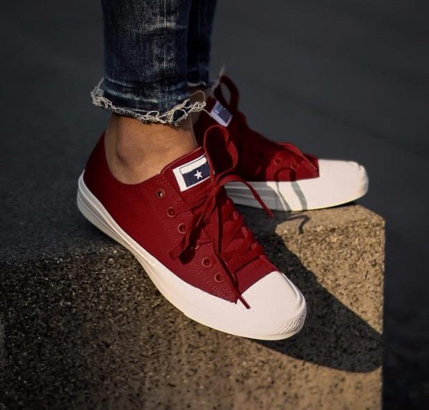 Giày Vải Sneaker CV CK2 Cổ Thấp Nam Màu Đỏ Đô