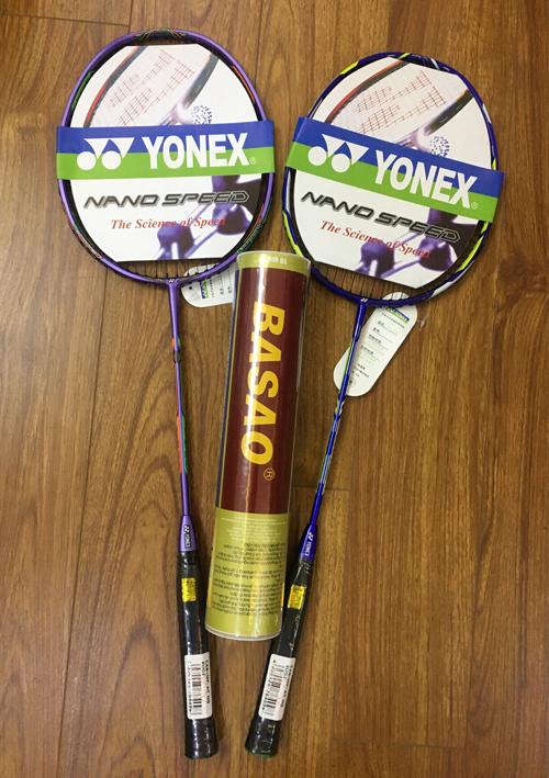 Bộ hai Vợt cầu lông Yonex cước+hộp ba sao 10 quả