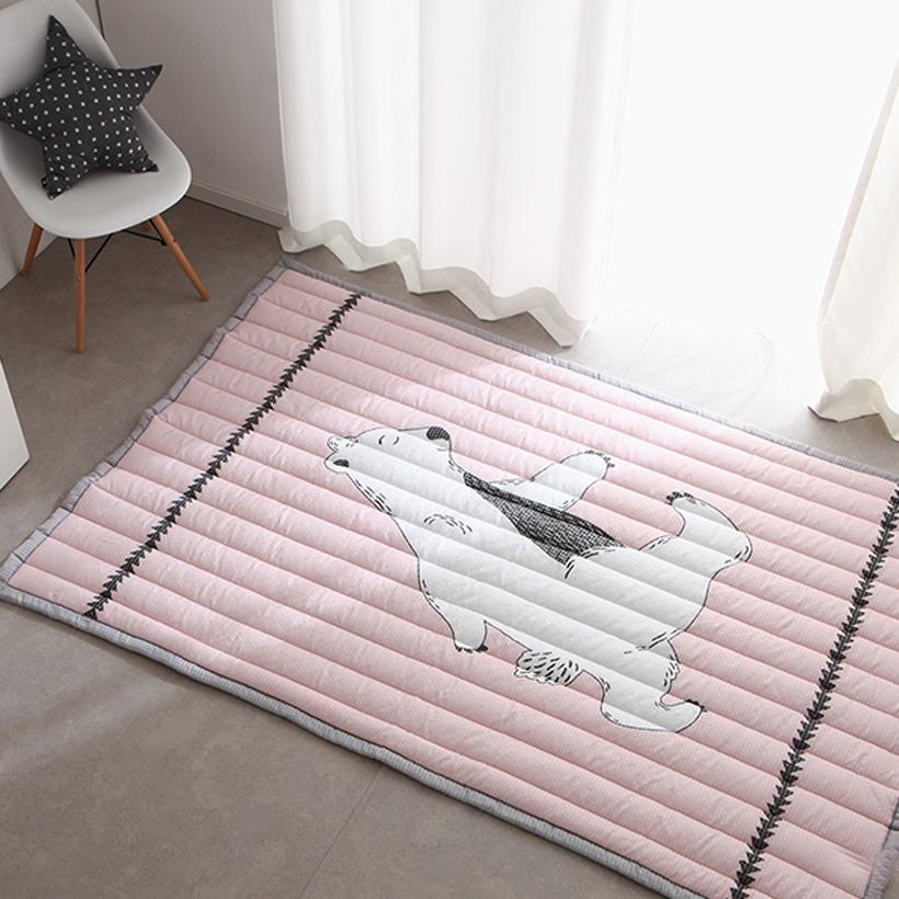 Thảm trải sàn ngủ đa năng HANAHANA KINDERBEAR RAYON RUG 140x210cm (Pink)