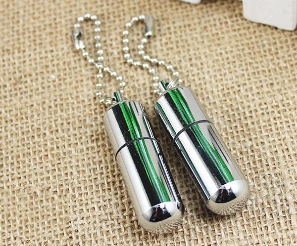 Bật lửa xăng đá kiêm móc khóa mini nắp vặn 055