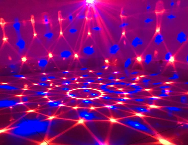 Đèn Led xoay 7 màu