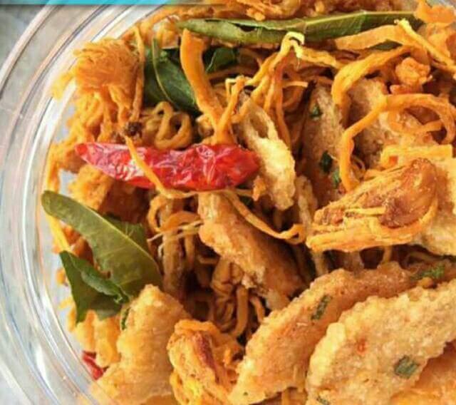 ( GIÁ SỈ ) Sỉ 5 HỦ TO Cơm cháy lắc khô gà siêu ngon ( 500g/ hủ) rẻ, chất lượng, đảm bảo ngon, combo, ăn vặt, dạo