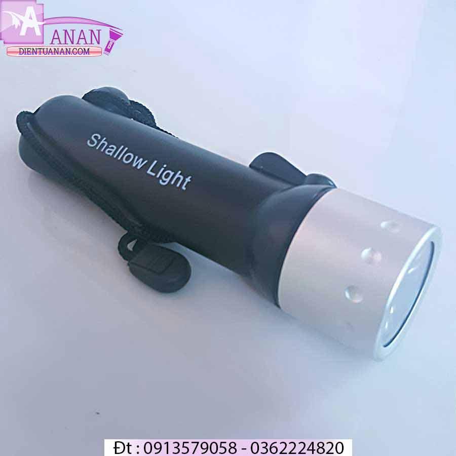 [HCM]Đèn Pin Cầm Tay Lặn Biển 100m