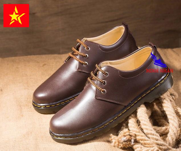 Giày đốc nam da bò giày Dr.Marten da bò Giày tây nam da bò giày buộc dây nam giày bảo hộ nam giày da trơn đế khâu B-9 màu nâu