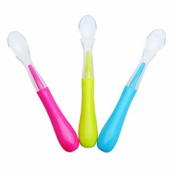 Thìa ăn dặm silicon siêu mềm (màu lá)UP3019NL