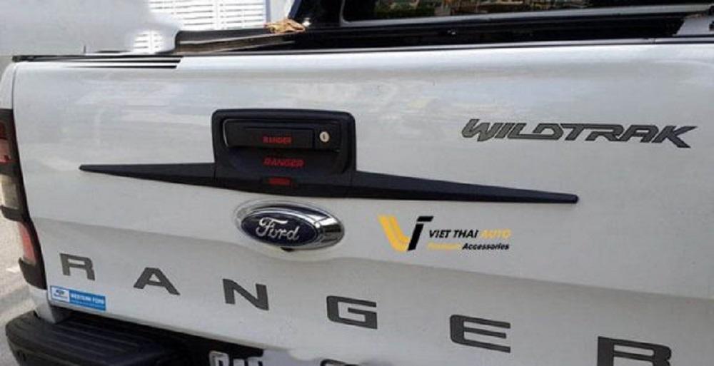 [Hỗ trợ lắp đặt khách Hà Nội] Ốp hõm cốp xe Ford Ranger