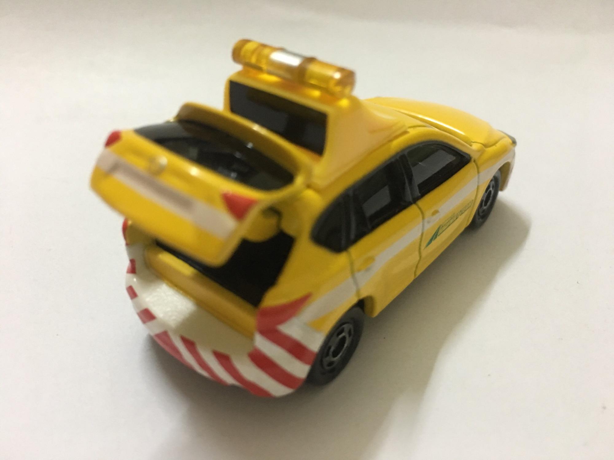 Xe mô hình Tomica Mazda CX5