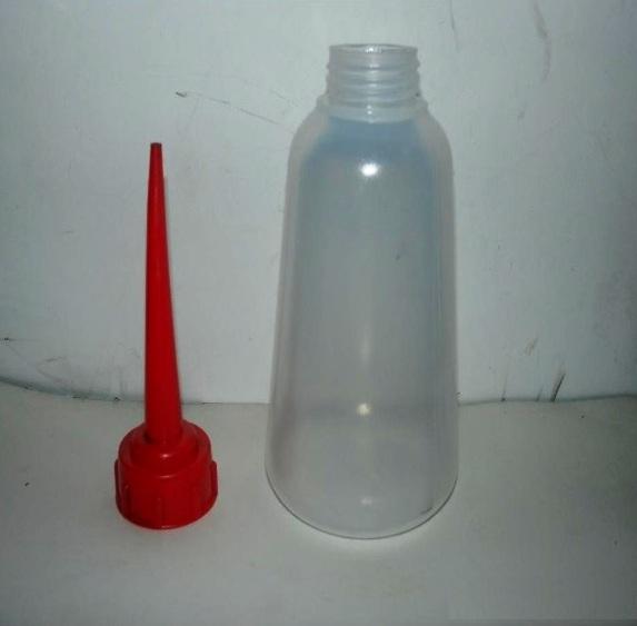 BÌNH TRA DẦU MÁY CÓ CHIA VẠCH 250ML