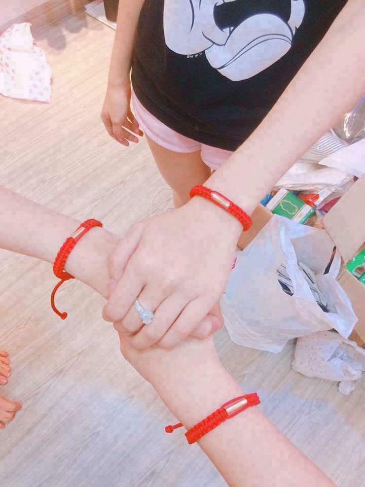 Combo 2 Vòng tay dây chỉ đỏ may mắn từ Thái Lan