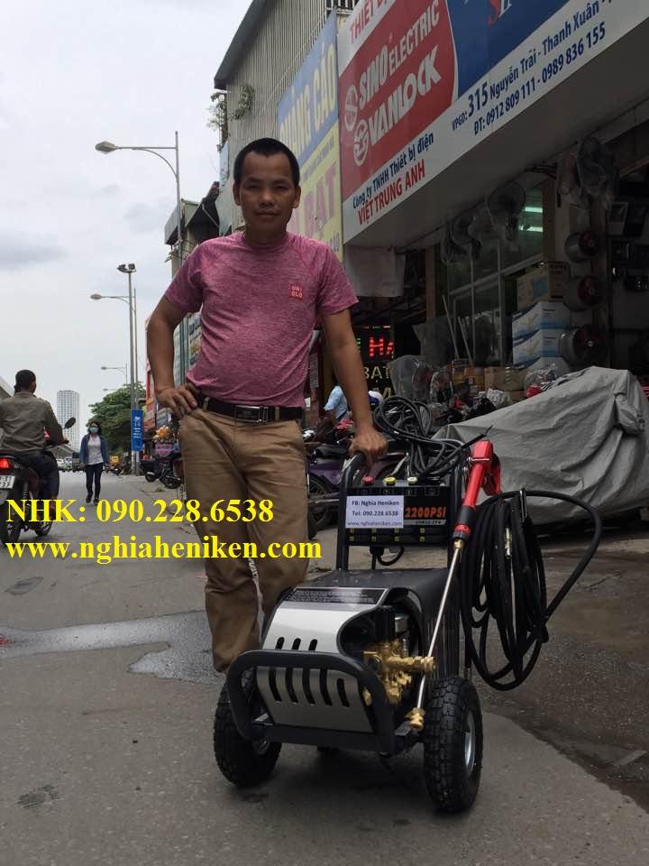 Máy rửa xe áp lực cao Lutian 3.0Kw (18M22-3T4)