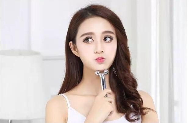 Cây Lăn Massage Mặt 3D (Loại nhỏ) - BUM STORE