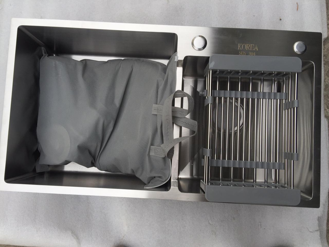 Chậu rửa bát Inox đúc nguyên khối 8345