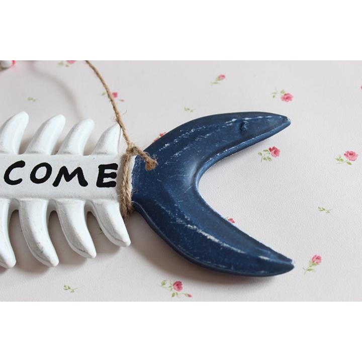 Bảng gỗ treo cửa Welcome xương cá