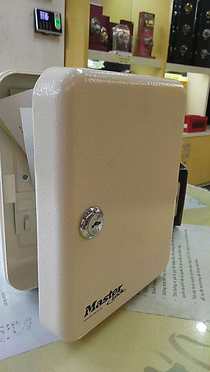 Hộp đựng chìa khóa Master Lock 7131D