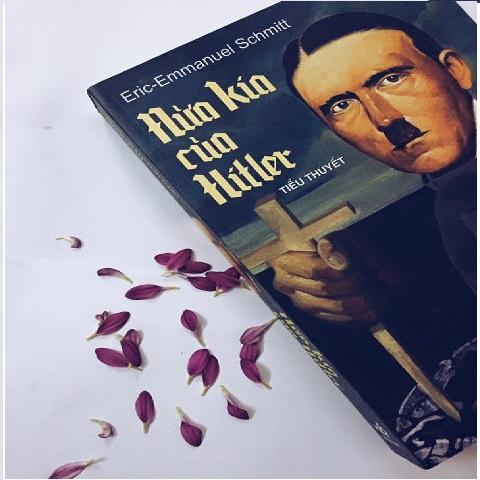 NỬA KIA CỦA HITLER