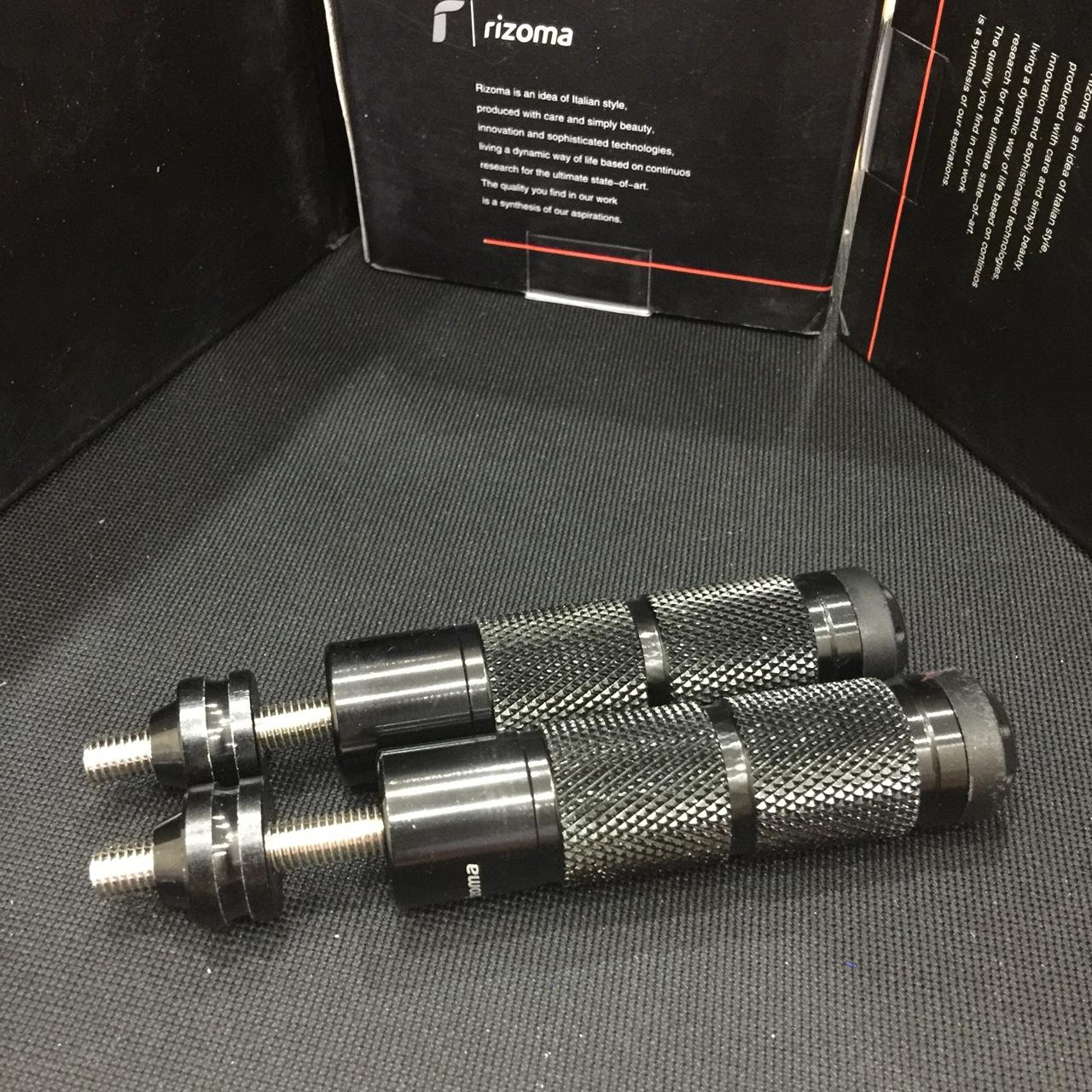 GÙ chống đổ sau xe máy, chống đổ sau xe máy hoàn thiện CNC cao cấp - màu ngẫu nhiên