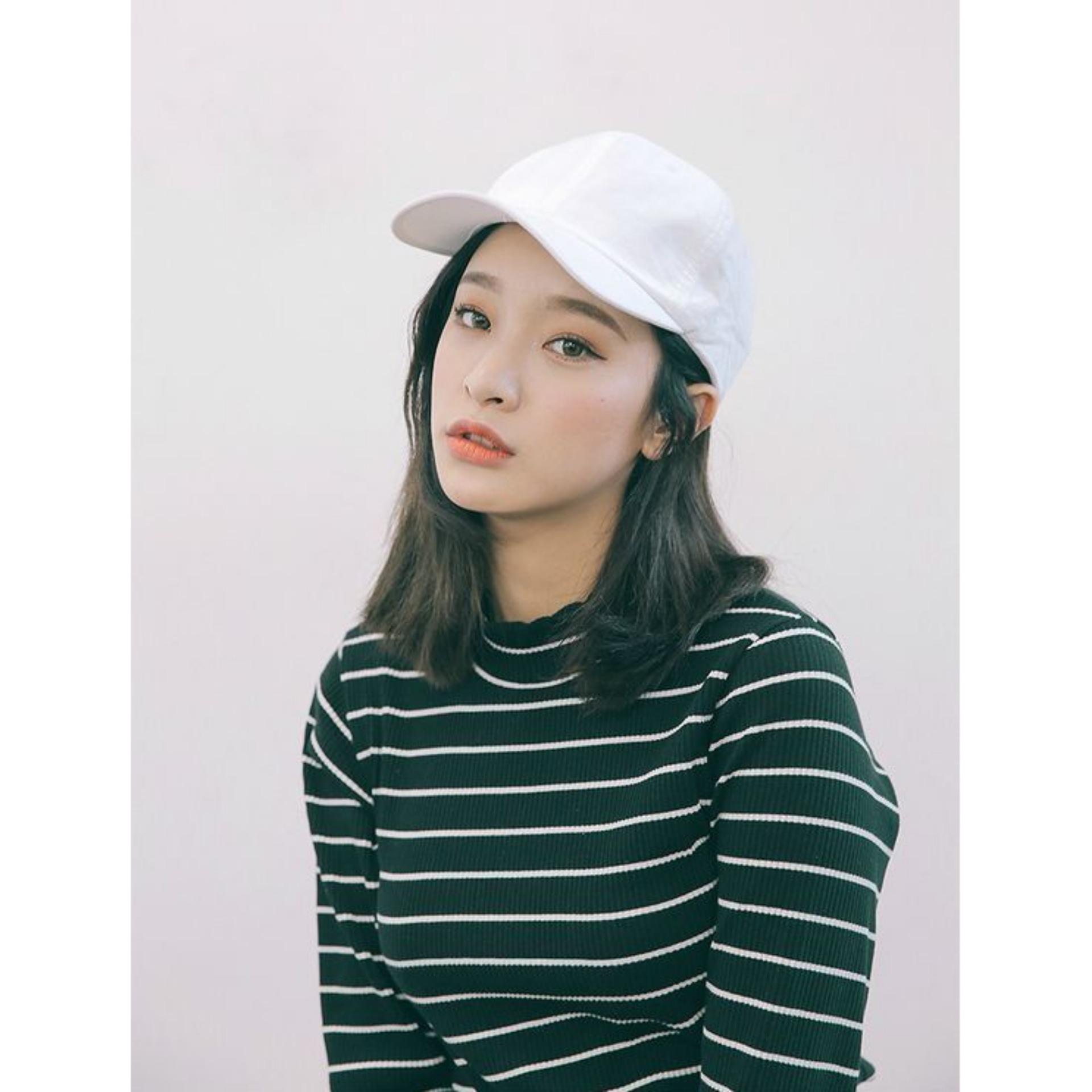 Mũ lưỡi trai thời trang Hàn Quốc cực hót (trắng)