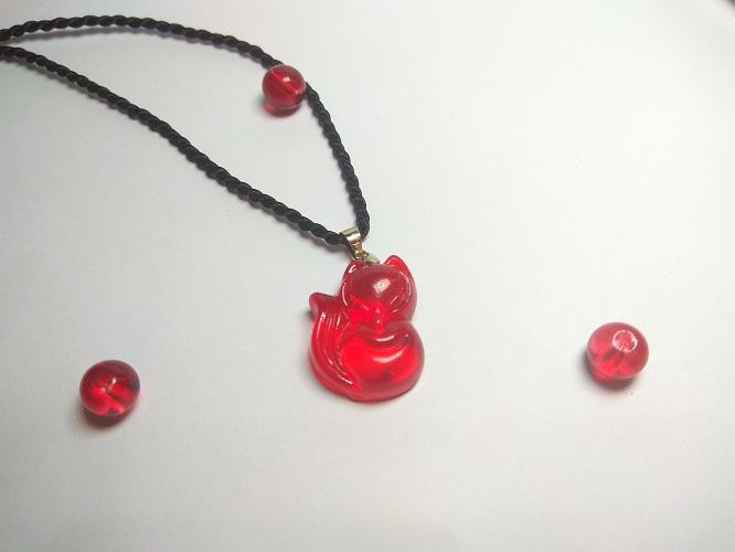 Dây chuyền mặt đá hồ ly 3 đuôi (Chọn màu theo ảnh)