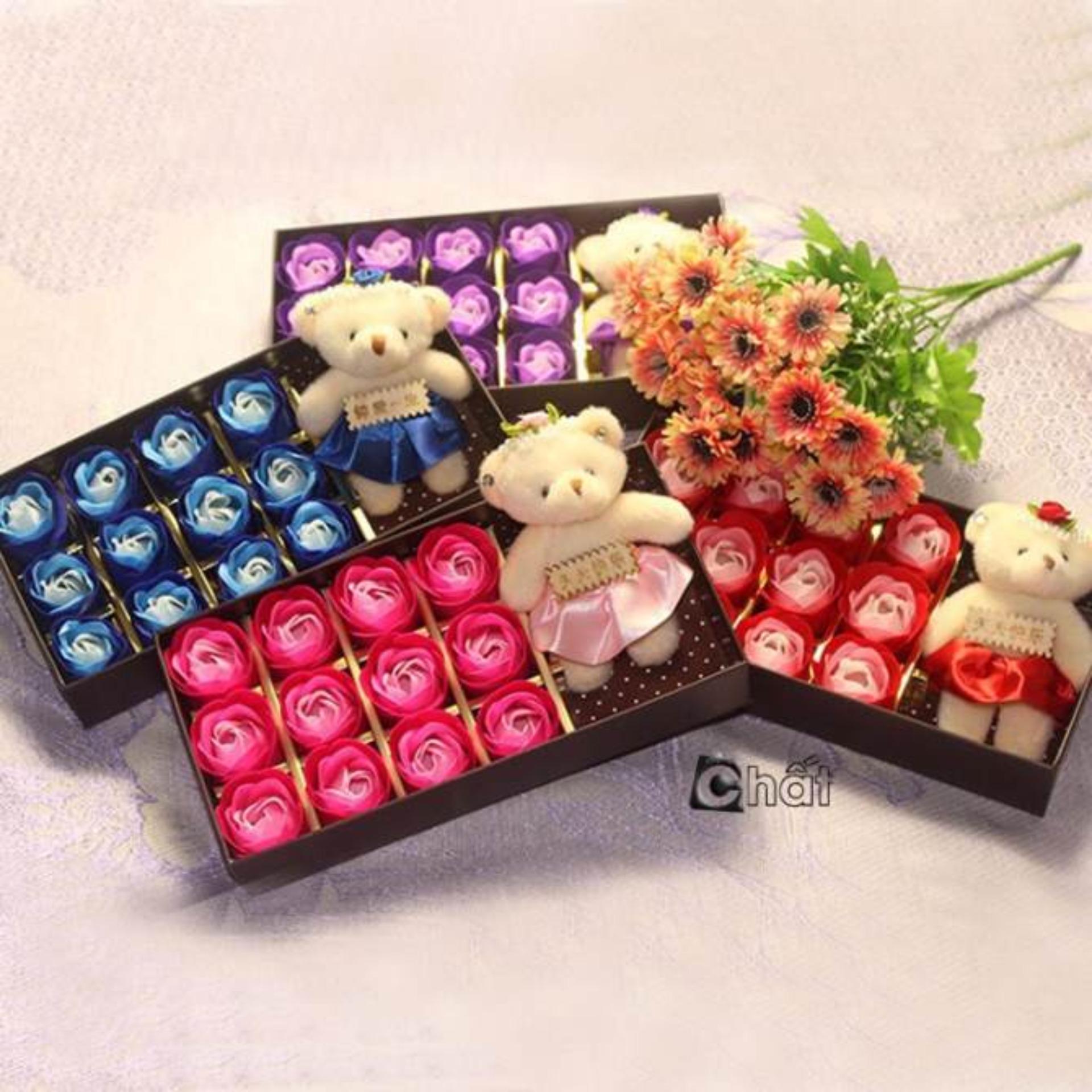 Hoa Hồng Sáp Thơm 12 Bông Kèm Gấu (Tím)