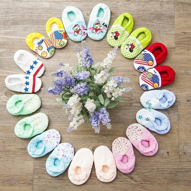 Combo 2 đôi Giày vải cho bé khoảng 2-6 tháng tuổi