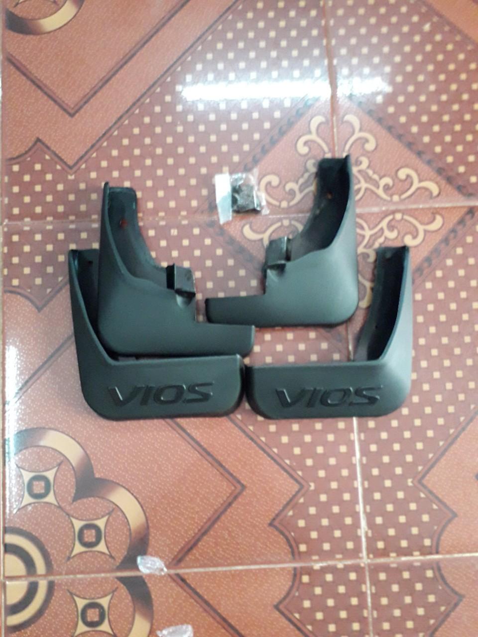 Chắn bùn xe Vios 2013-2017.