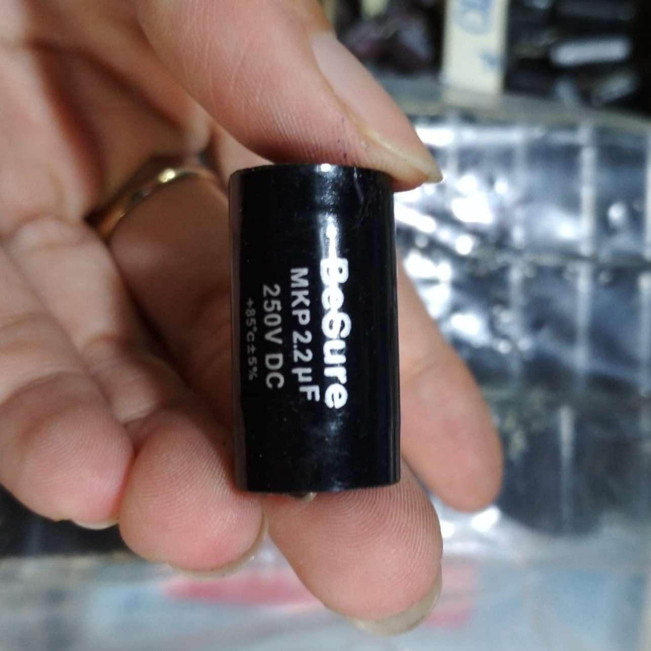 5 tụ loa 2.2 mf _ 250 v