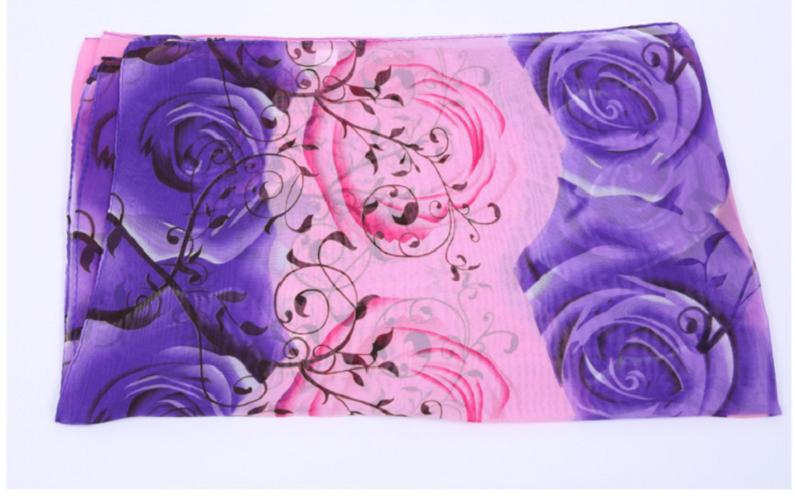 Khăn choàng cổ voan họa tiết hoa hồng (màu hồng tím)