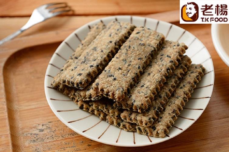 BÁNH QUY MÈ ĐEN TKFOOD 230g