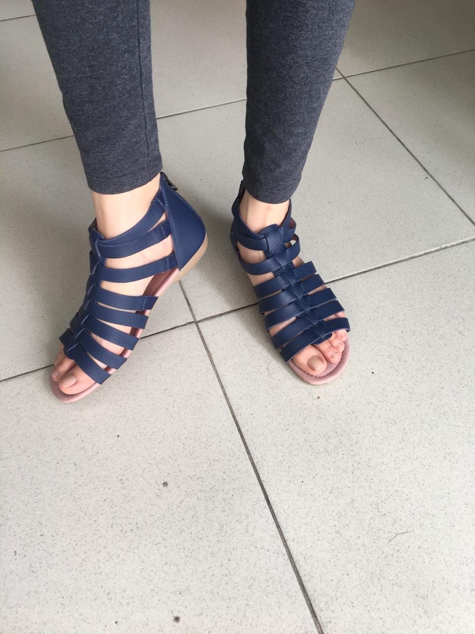 Sandal rọ khóa kéo BATA (Xanh đen)