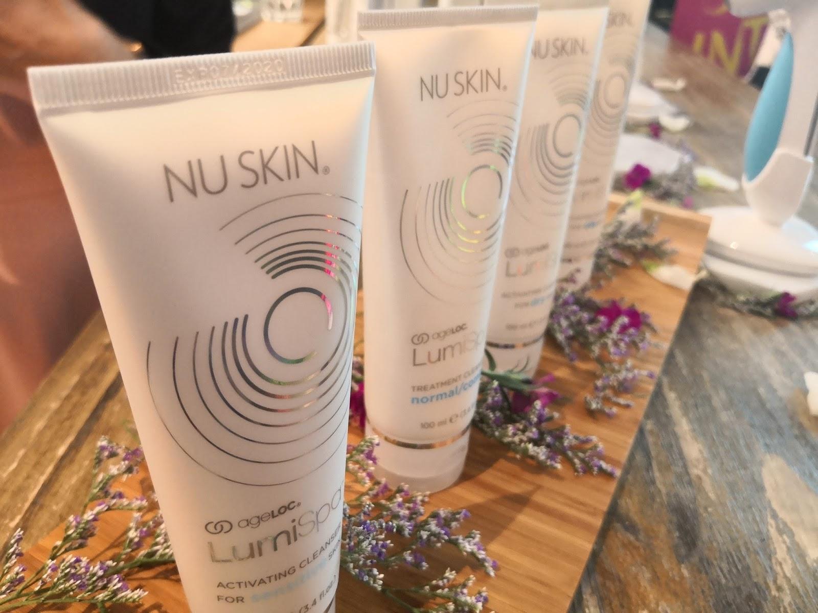 Sữa rửa mặt Nuskin ageLOC LumiSpa dành cho da dầu