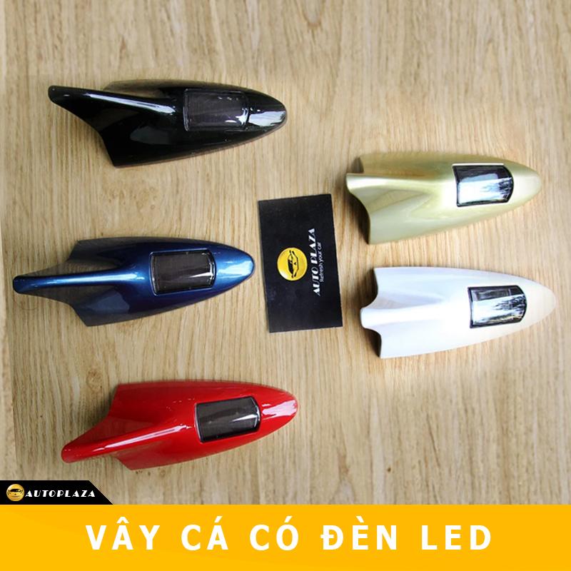 Đèn LED vây cá năng lượng mặt trời Shark Fin (AutoPlaza) (Bạc)