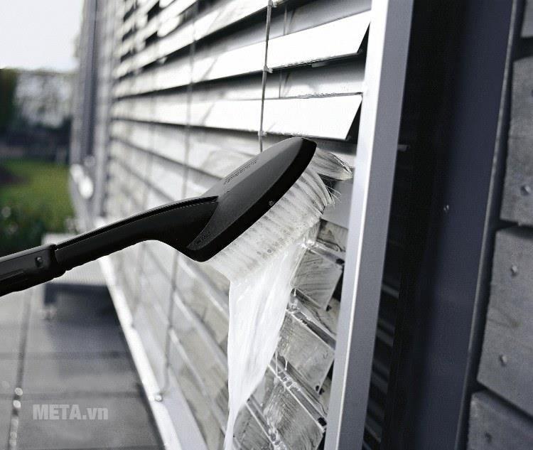 Phụ kiện máy rửa xe Karcher - Bộ đầu chà và bình xịt