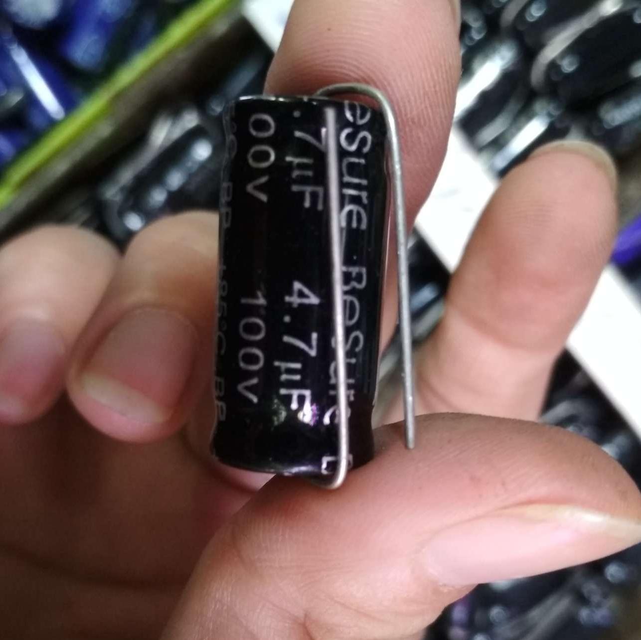 5 Tụ Loa 4.7 mf 100V Besue