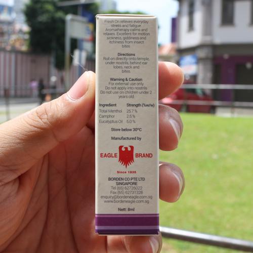 Dầu gió Fresh On của Eagle Brand - Hương Lavender (hoa oải hương)