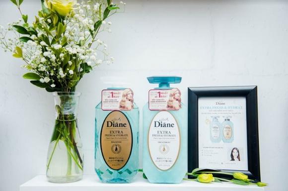 Dầu xả Moist Diane Extra Fresh & Hydrate Nhật Bản 450ml