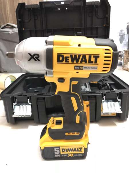 MÁY VĂN BULONG ĐỘNG LỰC DÙNG PIN DEWALT DCF899HP2-KR